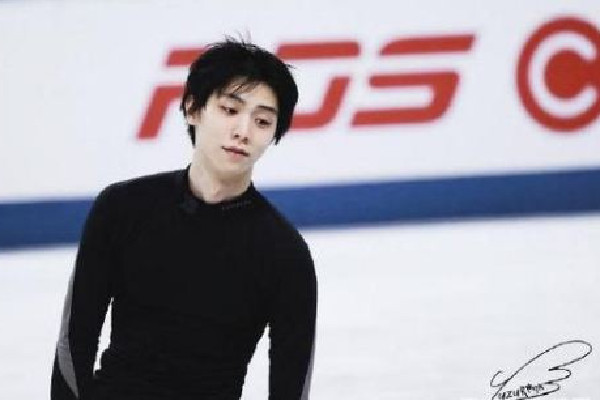 記者扎心提問羽生結弦:想要我哭嗎 羽生結弦:不退役還會繼續挑戰4A