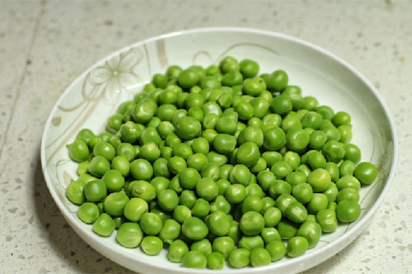 青豆為什么有股臭味 青豆怎么判斷熟沒(méi)熟