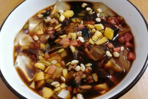 冰粉和白涼粉有什么區別 冰粉和白涼粉是一種東西嗎