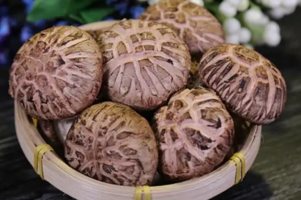 花菇可以泡一晚上嗎 花菇泡發要多久