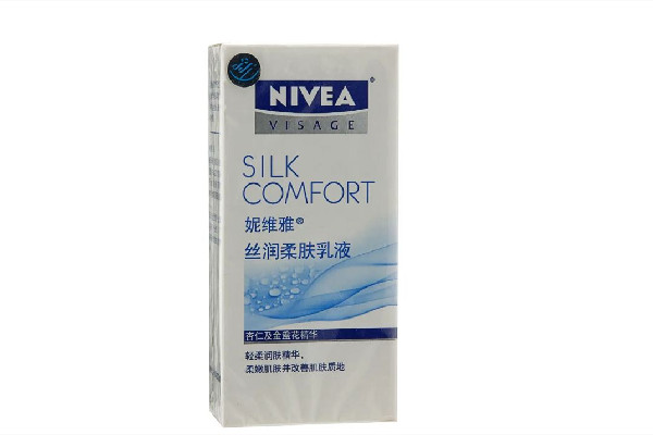 乳液和霜的區別在哪 乳液用了還用面霜嗎