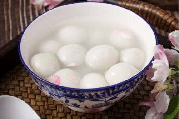 湯圓和元宵的區別在哪里 湯圓是南方還是北方的