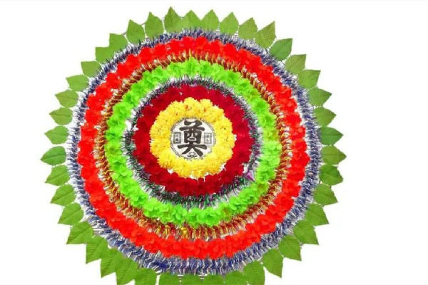 花圈落款寫顛倒店家被索賠2萬 花圈挽聯怎樣寫