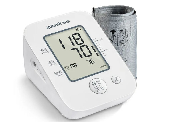 電子血壓計是手腕的好還是手臂的好 電子血壓計買回來需要調試嗎
